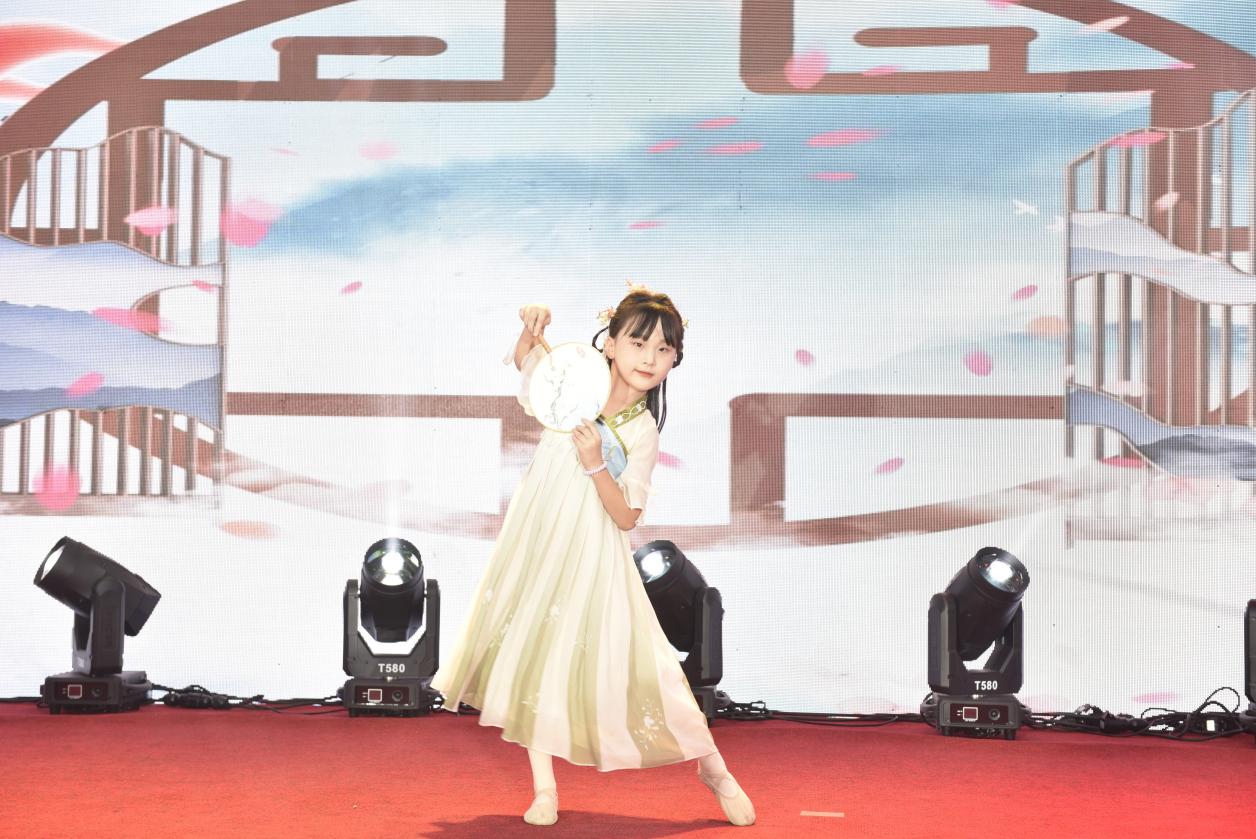 年會23.jpg 年會23.jpg