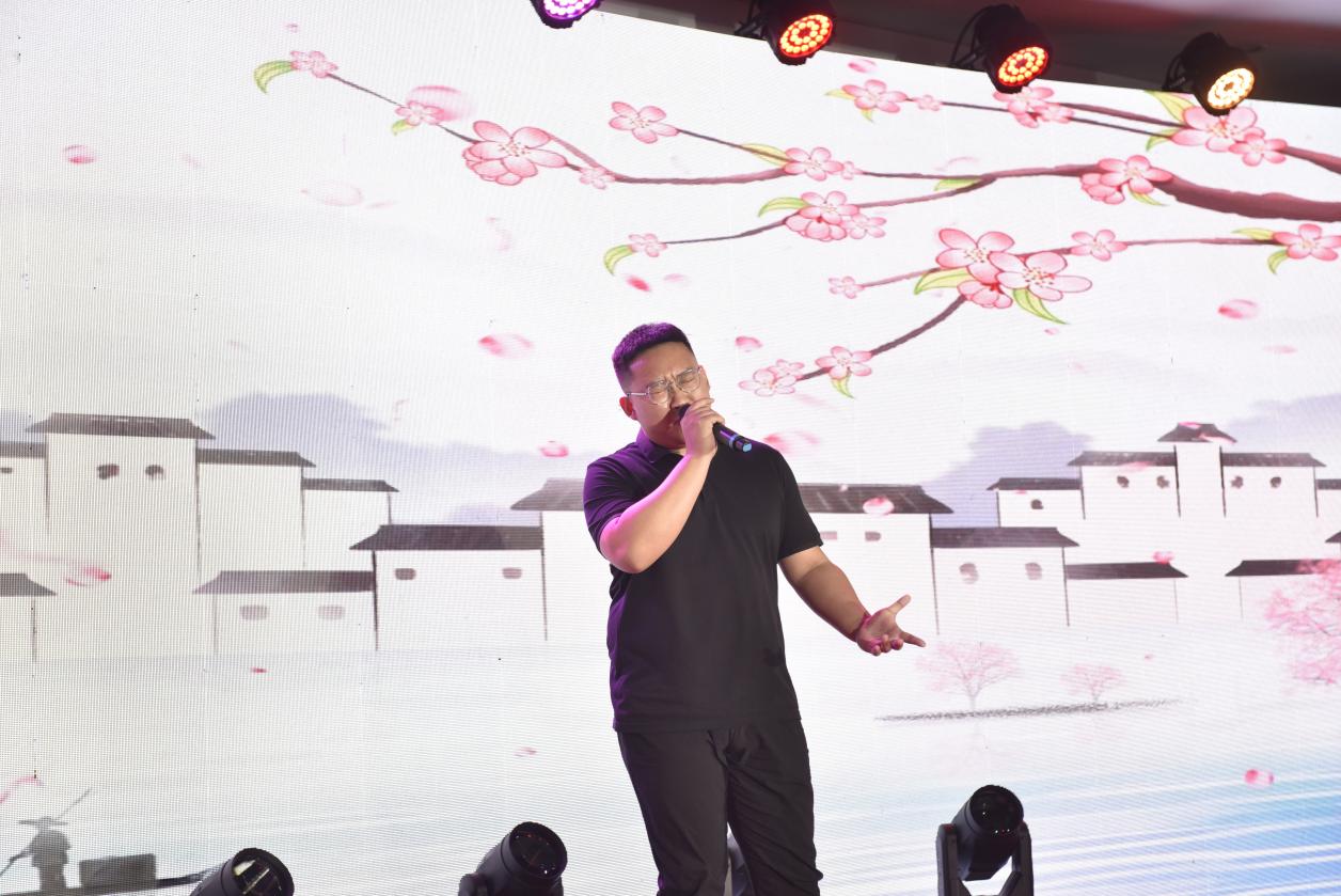 年會25.jpg 年會25.jpg