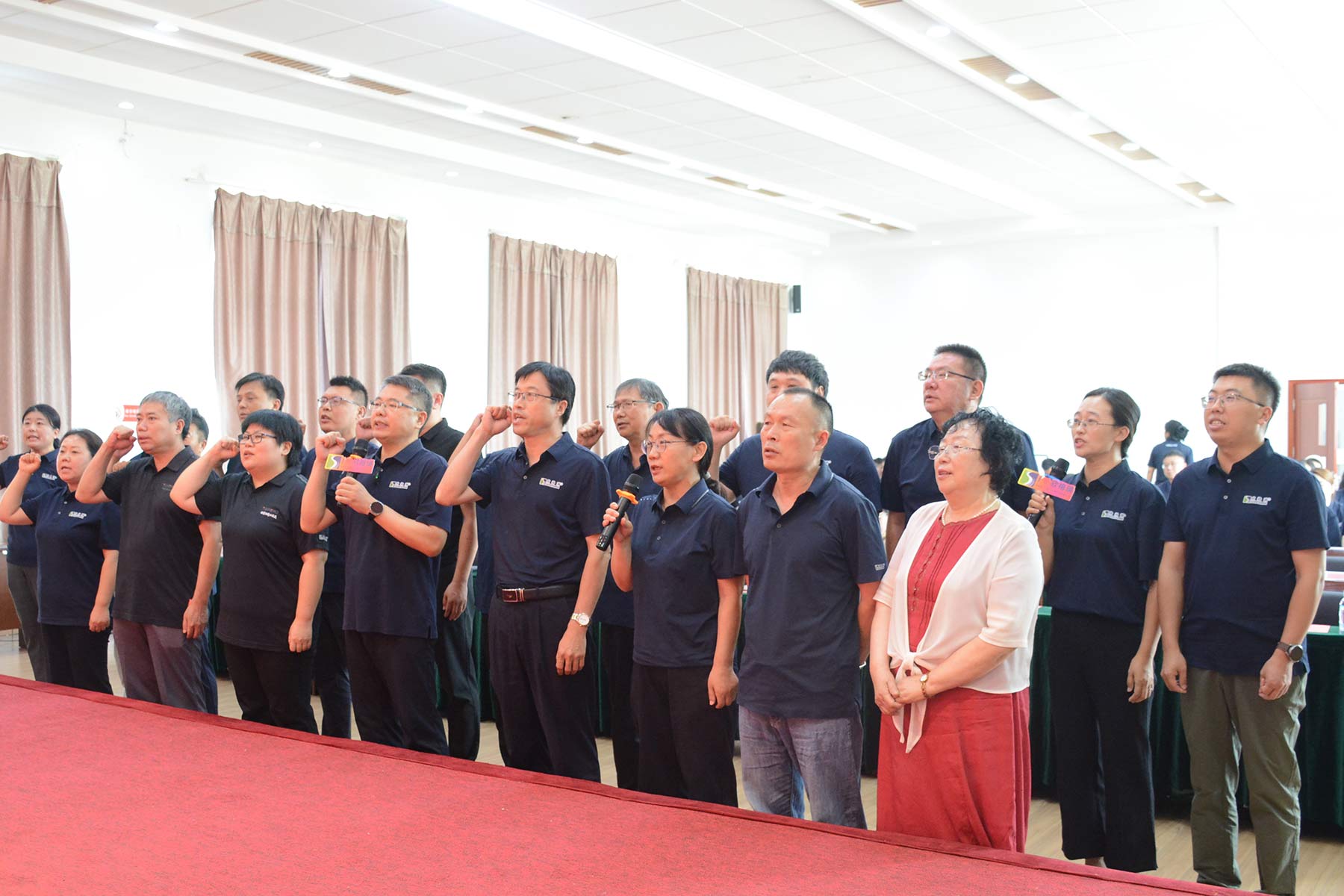 年會(huì)27.jpg 年會(huì)27.jpg